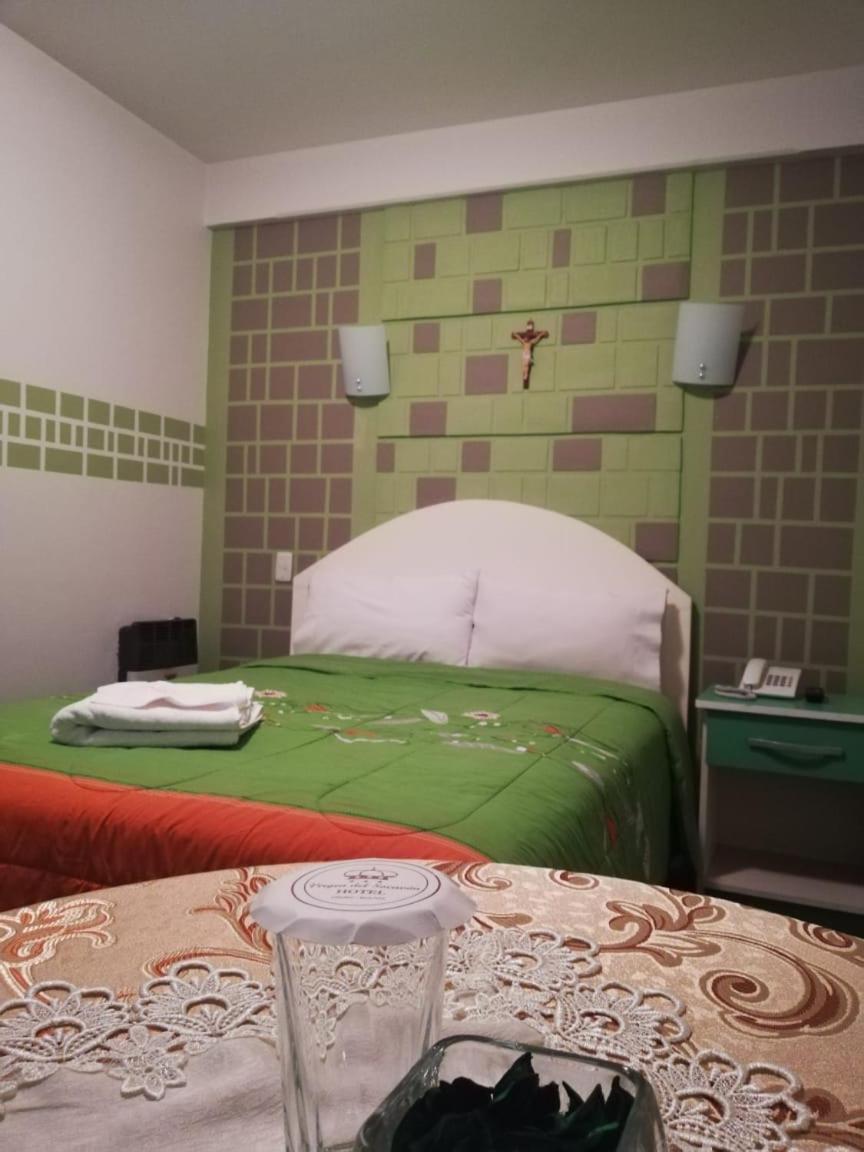 Hotel "Virgen Del Socavon" Oruro Esterno foto