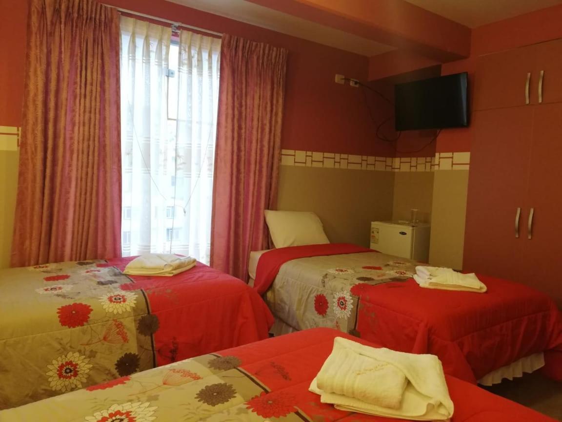 Hotel "Virgen Del Socavon" Oruro Esterno foto
