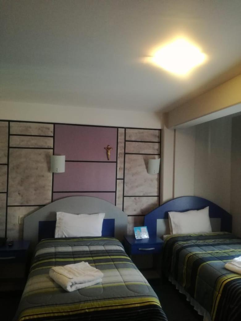 Hotel "Virgen Del Socavon" Oruro Esterno foto